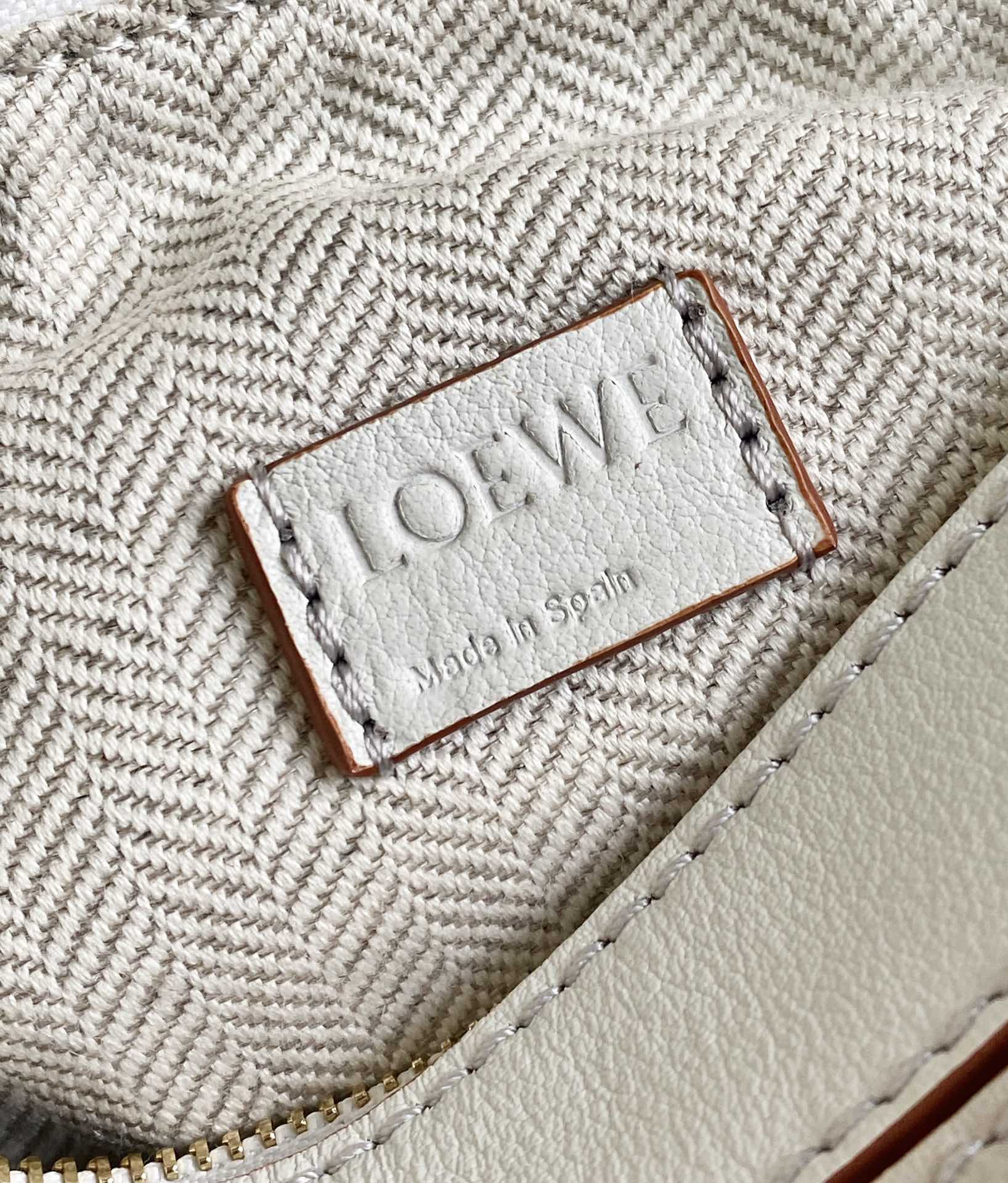 LOEWE super mini Puzzle bag