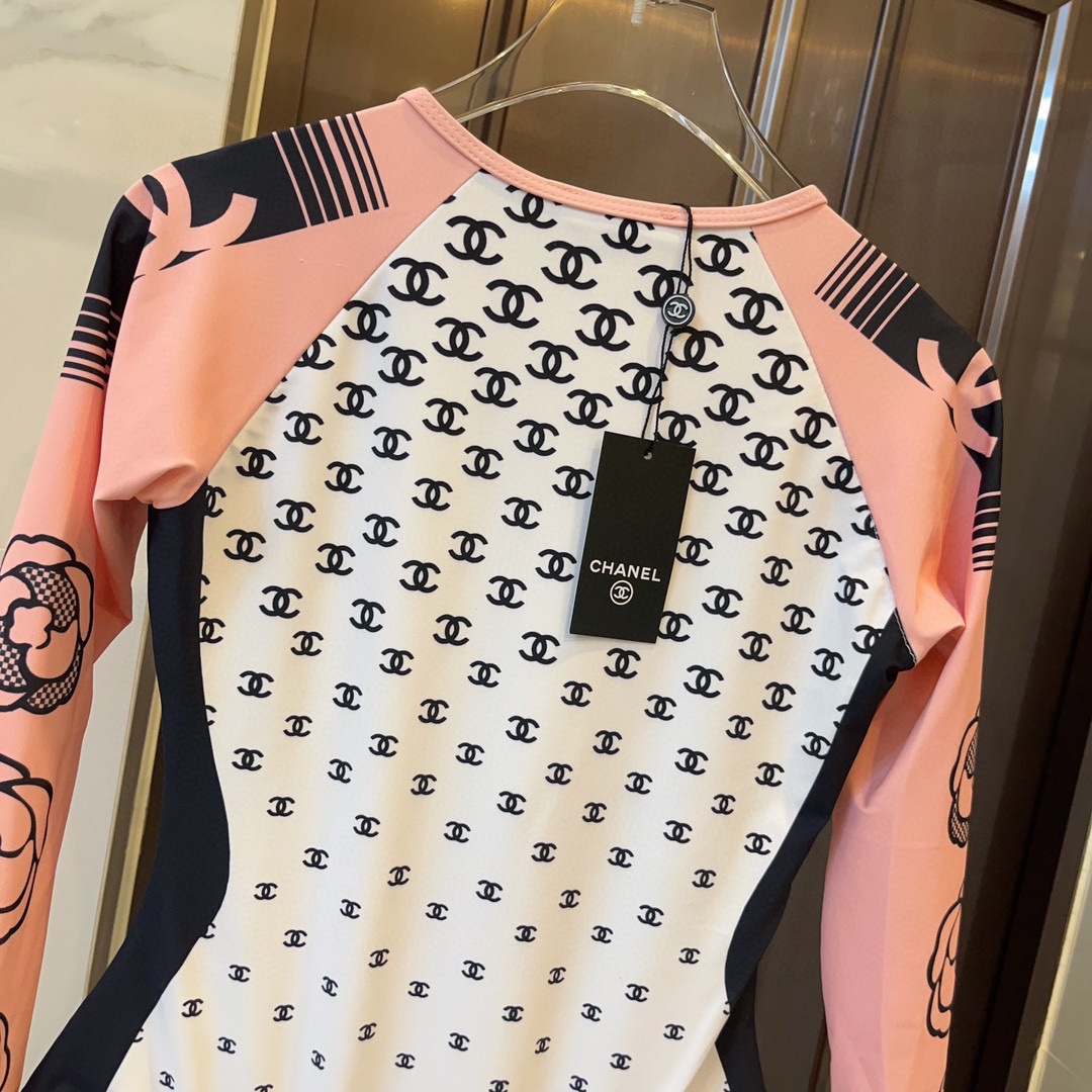 Chanel New scuba diving suits Beware of the swimming costume Bikini