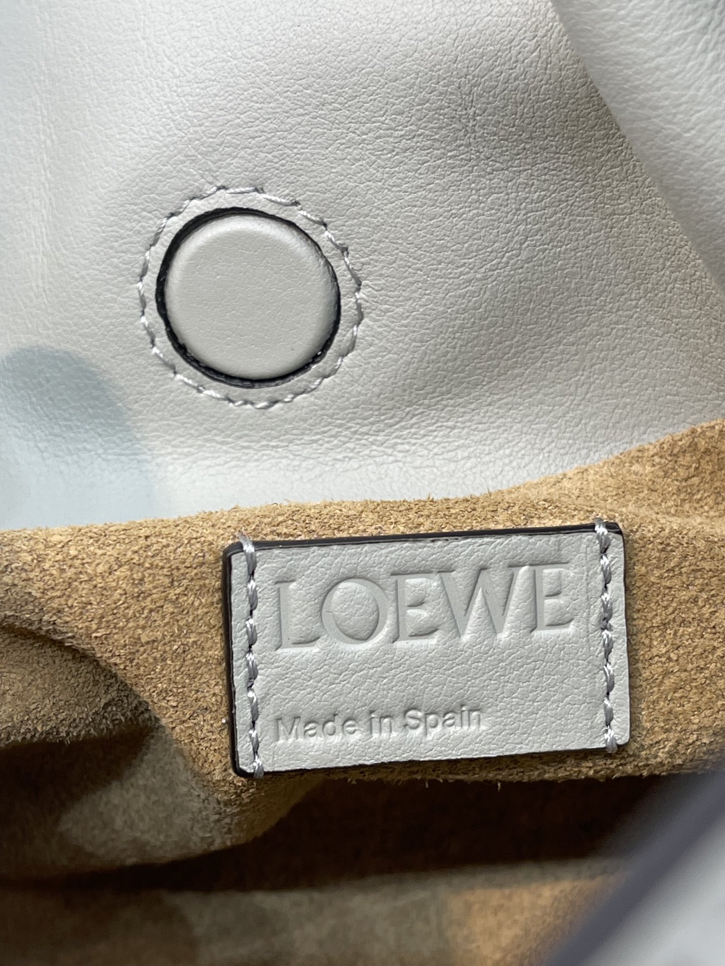 LOEWE    #10855