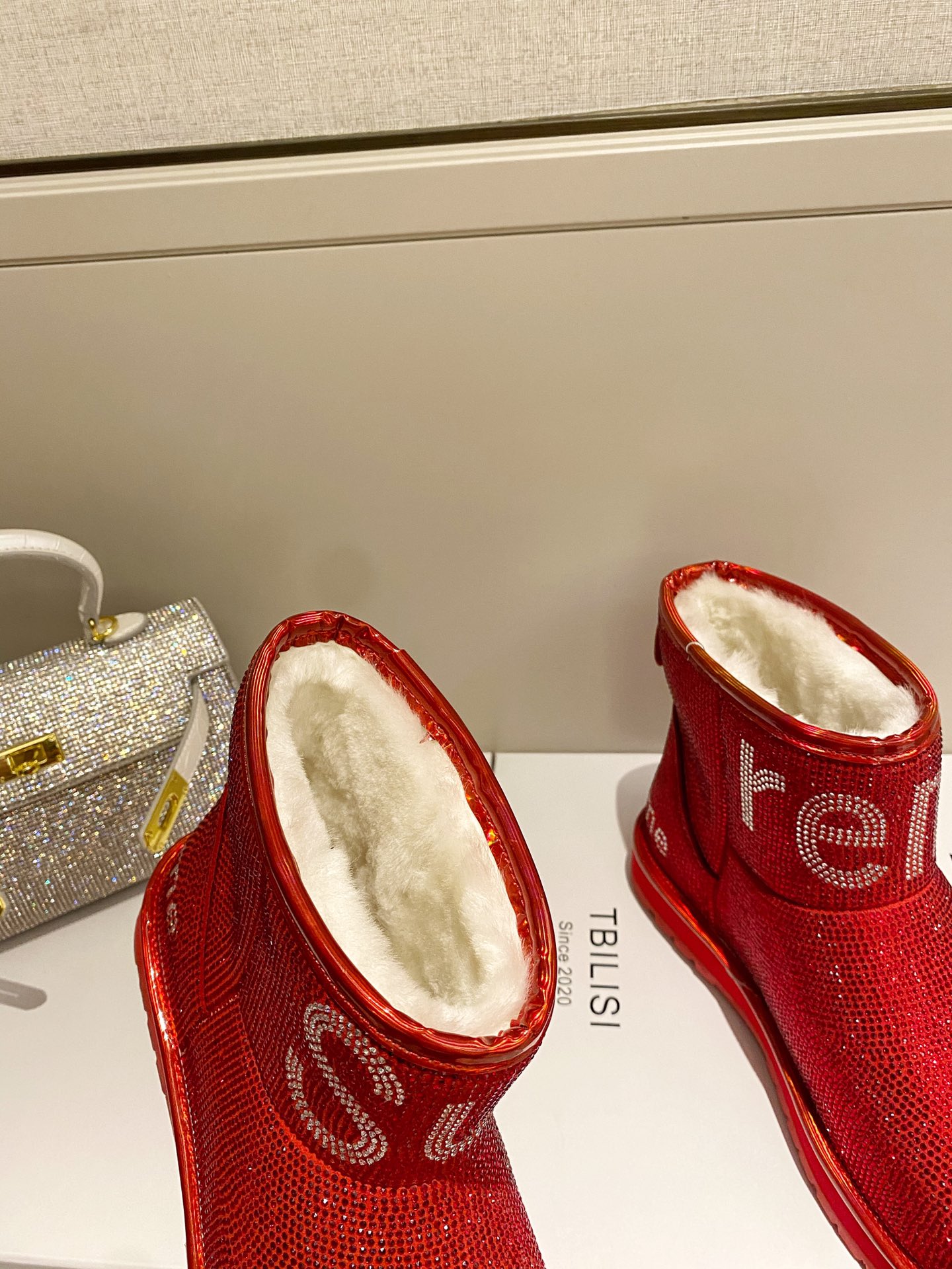 supermen & Louis Vuitton LV cooperation models full of diamonds snow shoes on the new lining pure wool super warm