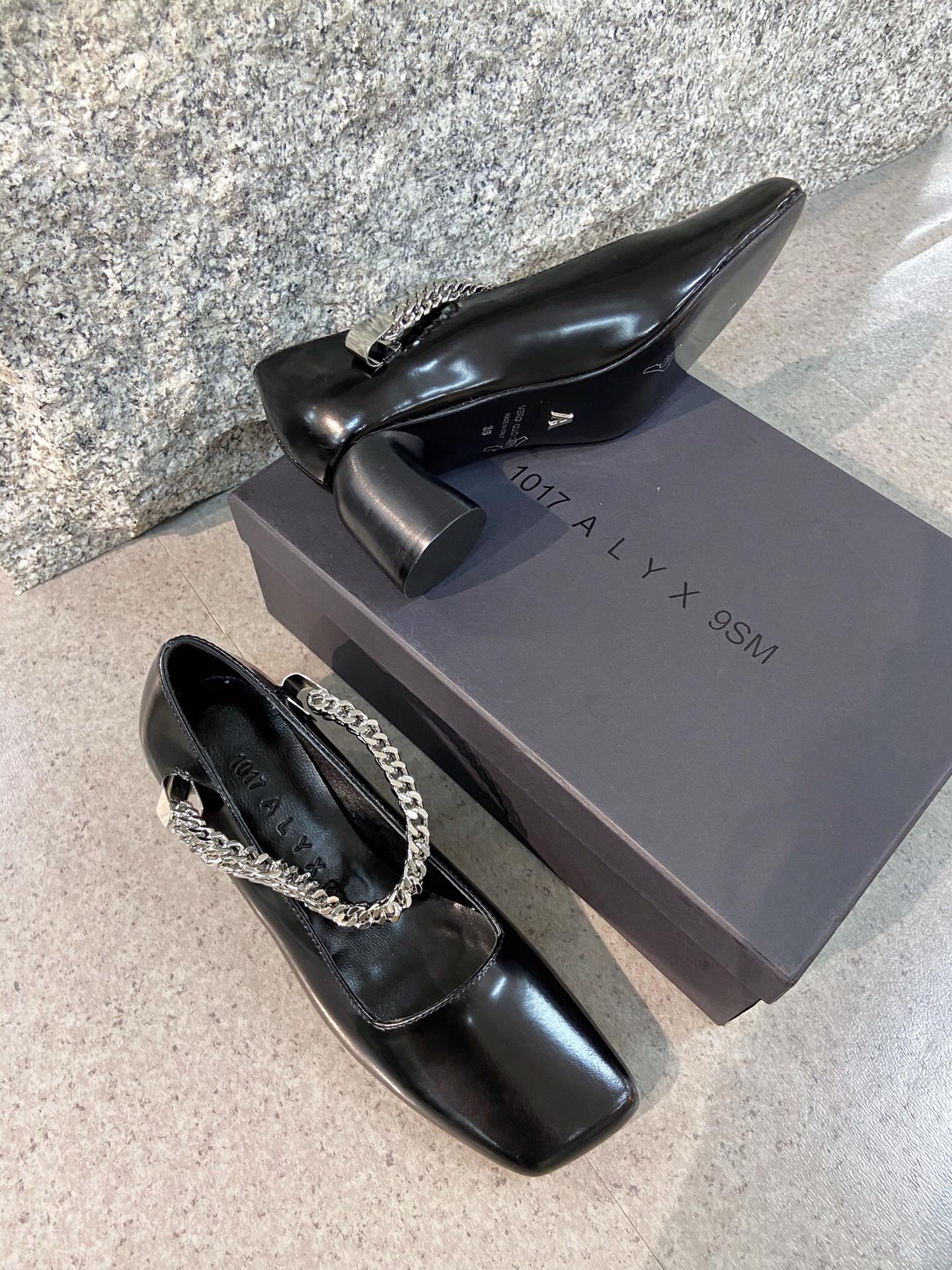 1017 ALYX 9SM chain high heels