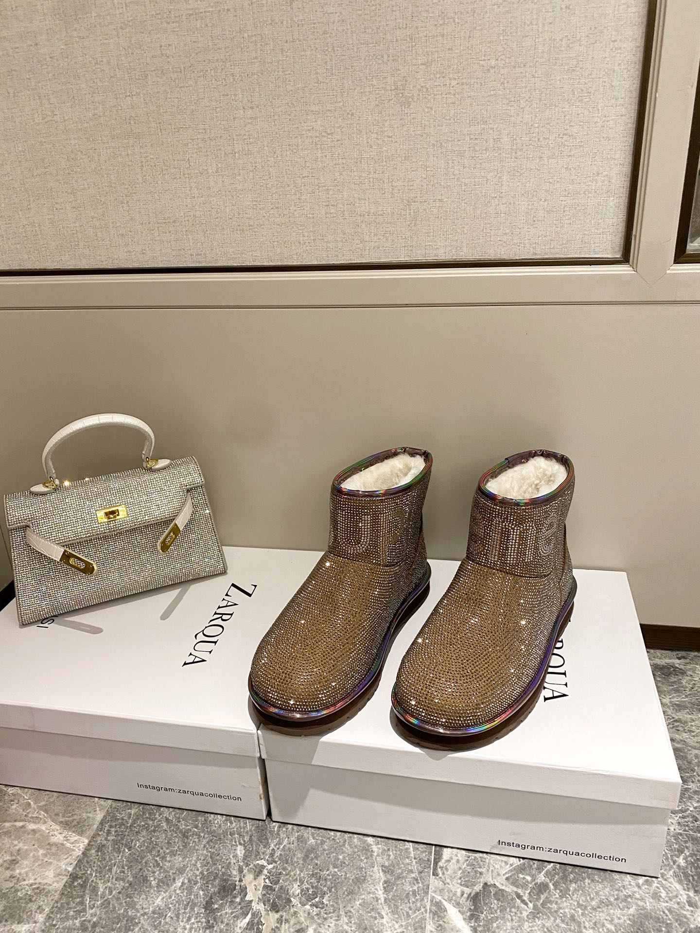 supermen & Louis Vuitton LV cooperation models full of diamonds snow shoes on the new lining pure wool super warm