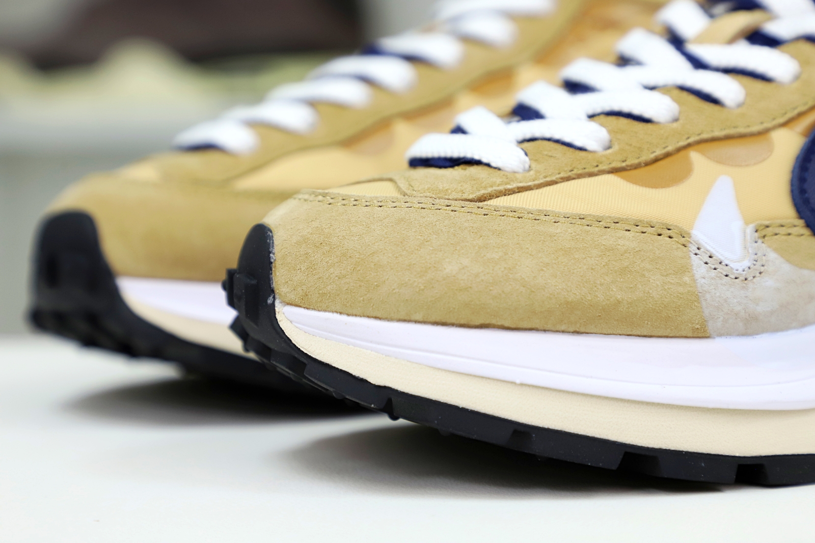 SACAI X VAPORWAFFLE SESAME BLUE VOID DARK IRIS