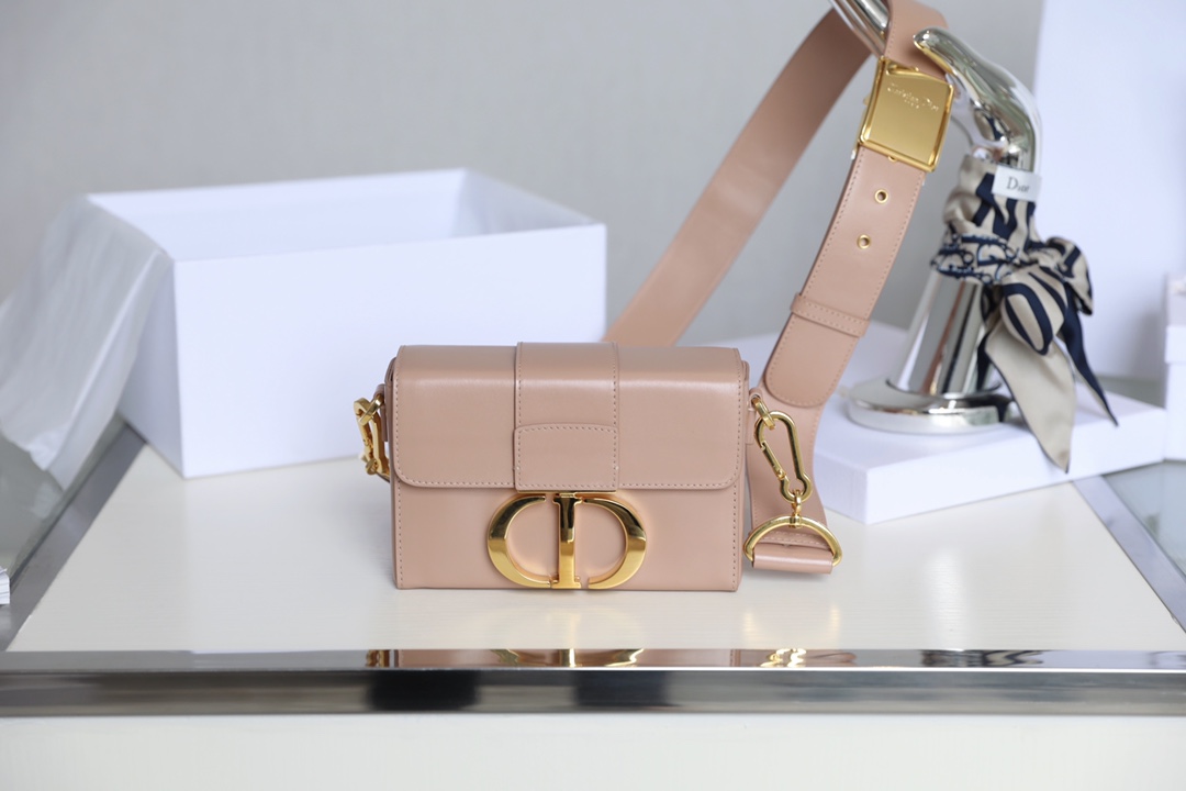 Montaigne Nude Pink Box Bag