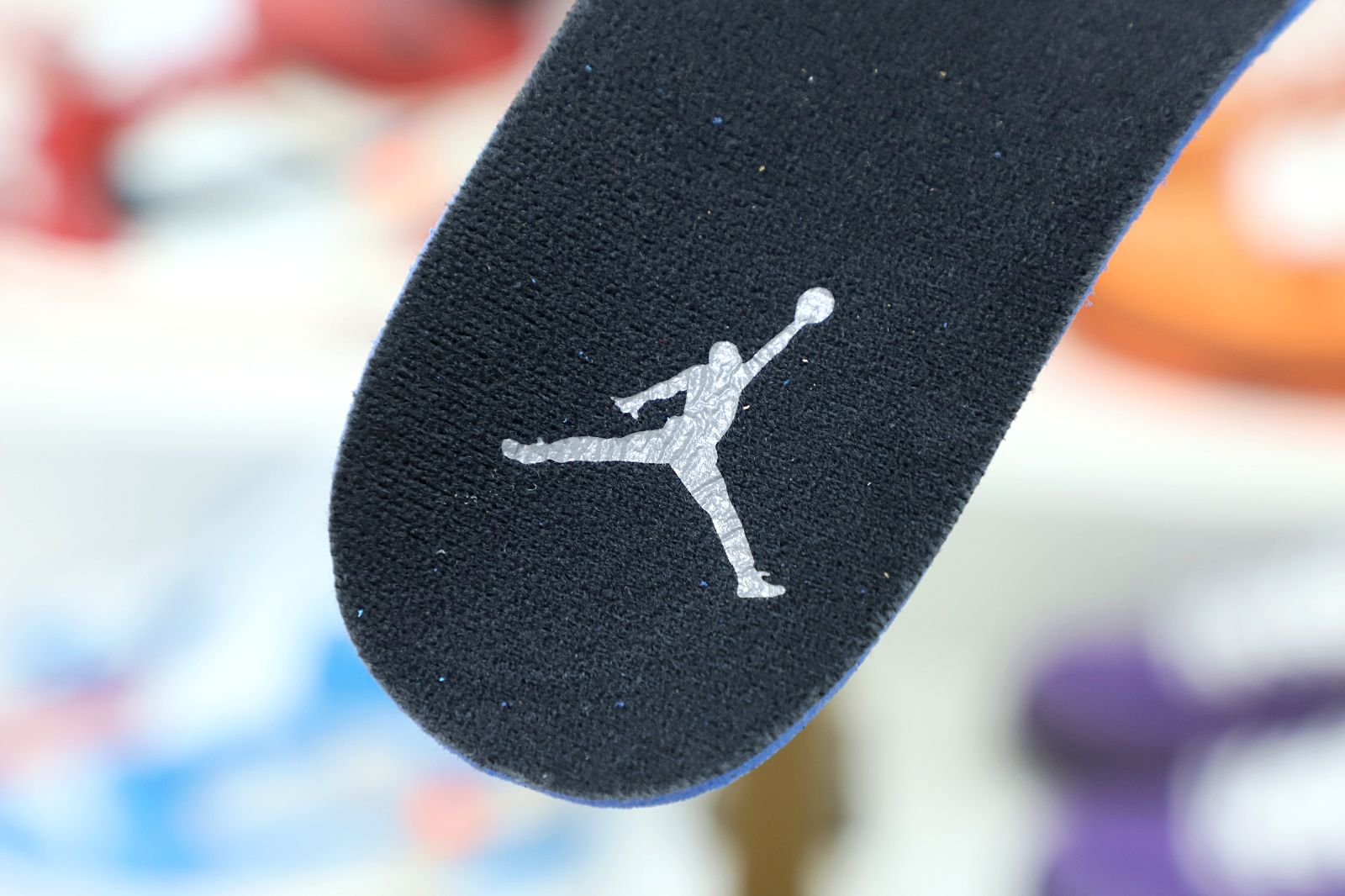 AIR JORDAN 4 RETRO BLACK CAT 2020