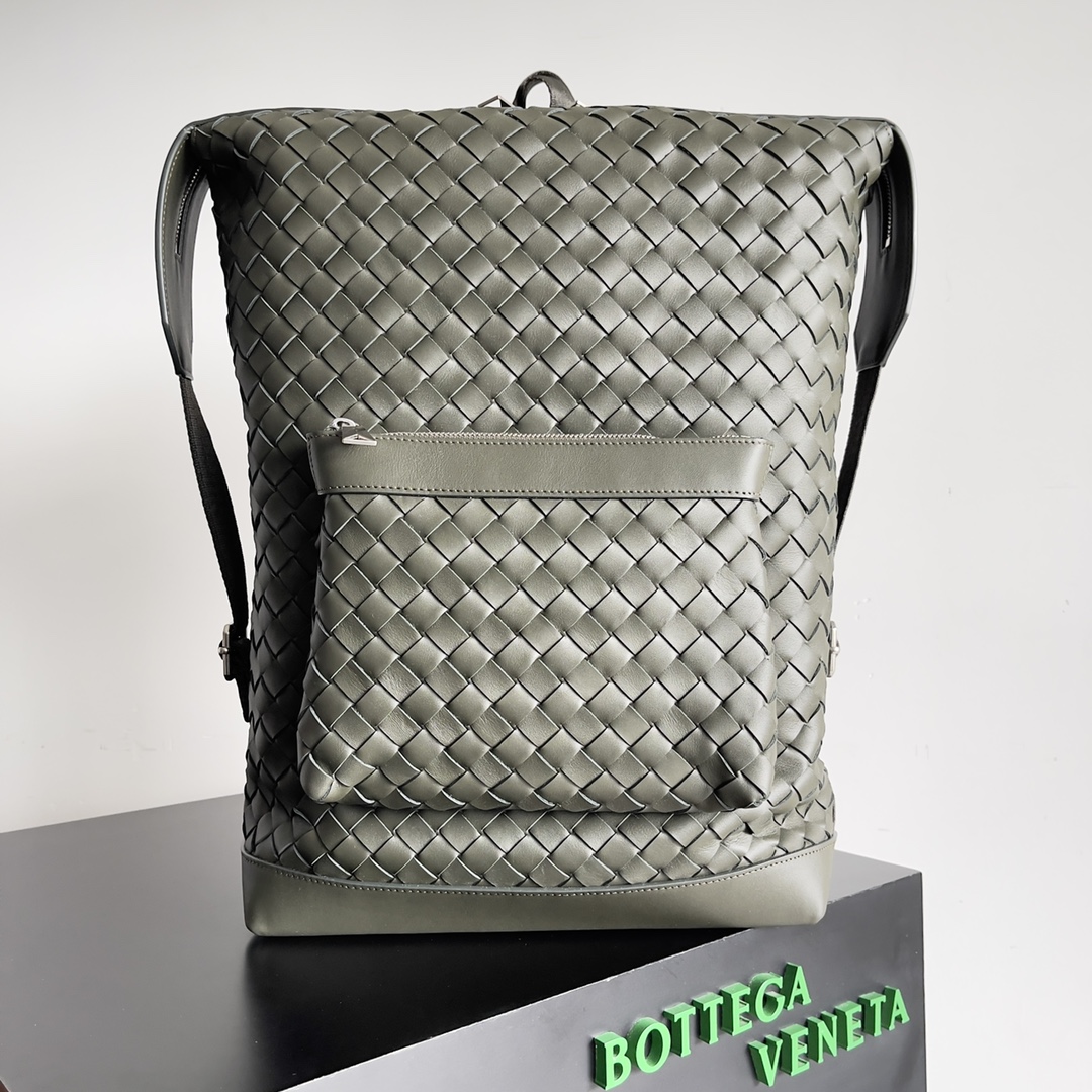 Bottega Veneta BV Braided Shoulder Bag Original Wild Green #653118