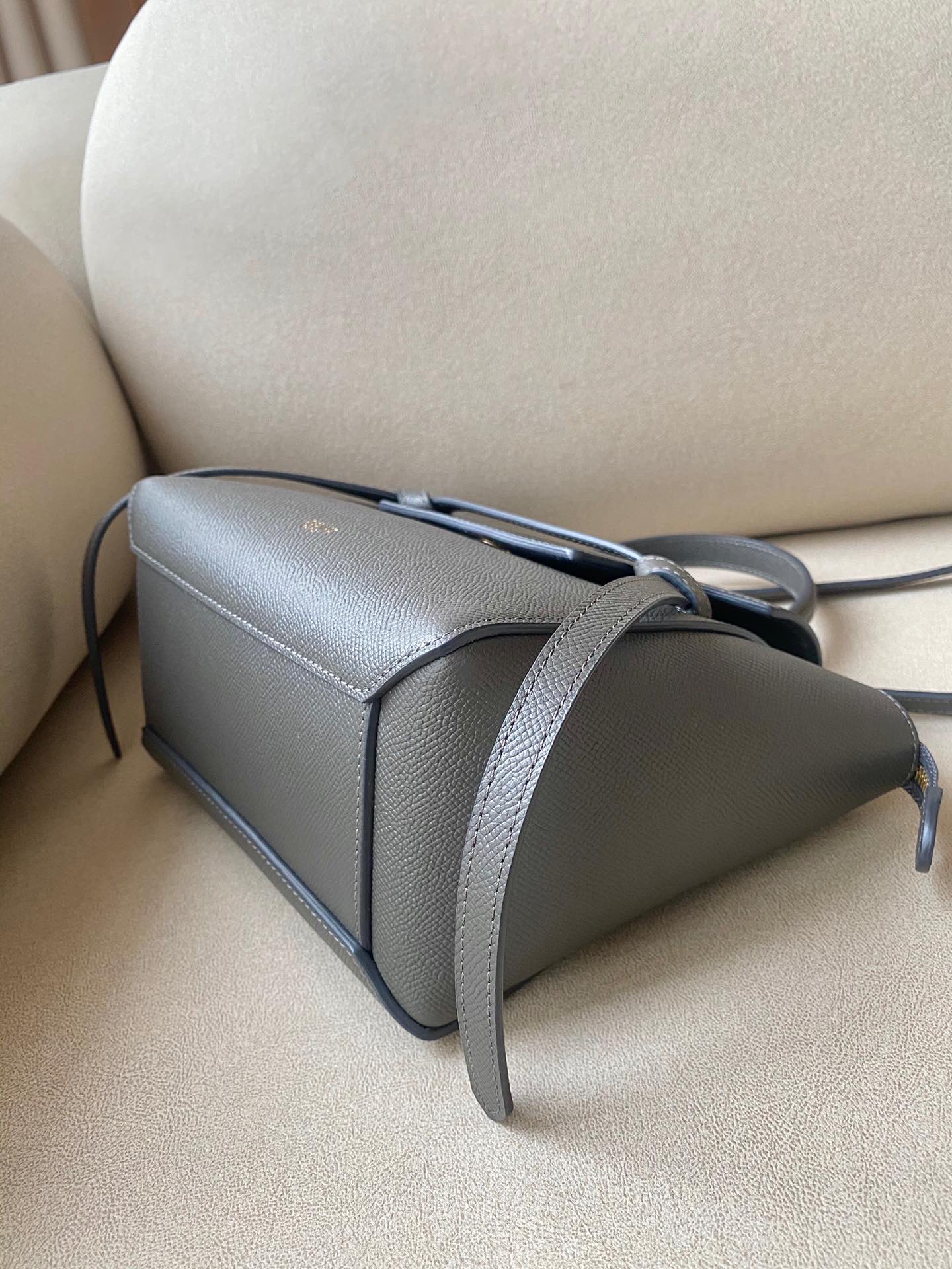 𝐂𝐞𝐥𝐢𝐧𝐞 Belt Bag Catfish Bag Small Grained Calfskin