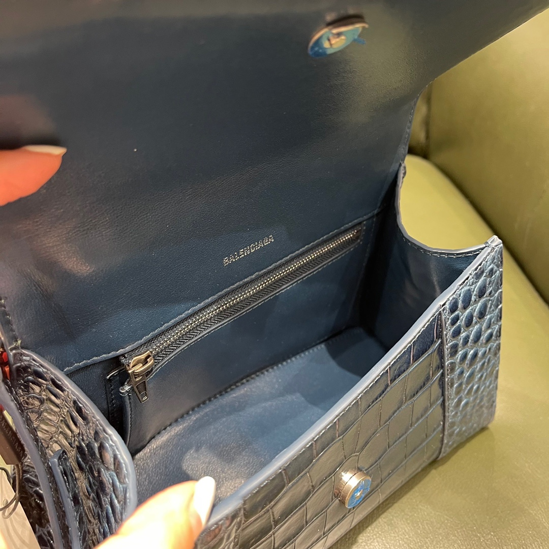 BALENCIAGA 𝐇𝐨𝐮𝐫𝐠𝐥𝐚𝐬𝐬𝐬 𝐒 crocodile-textured cowhide