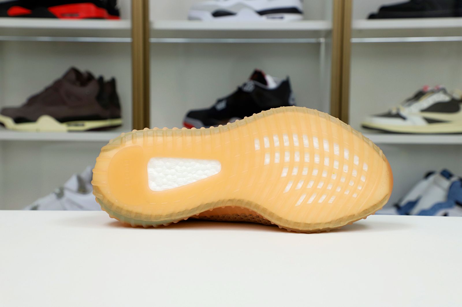 YEEZY BOOST 350 V2 CLAY