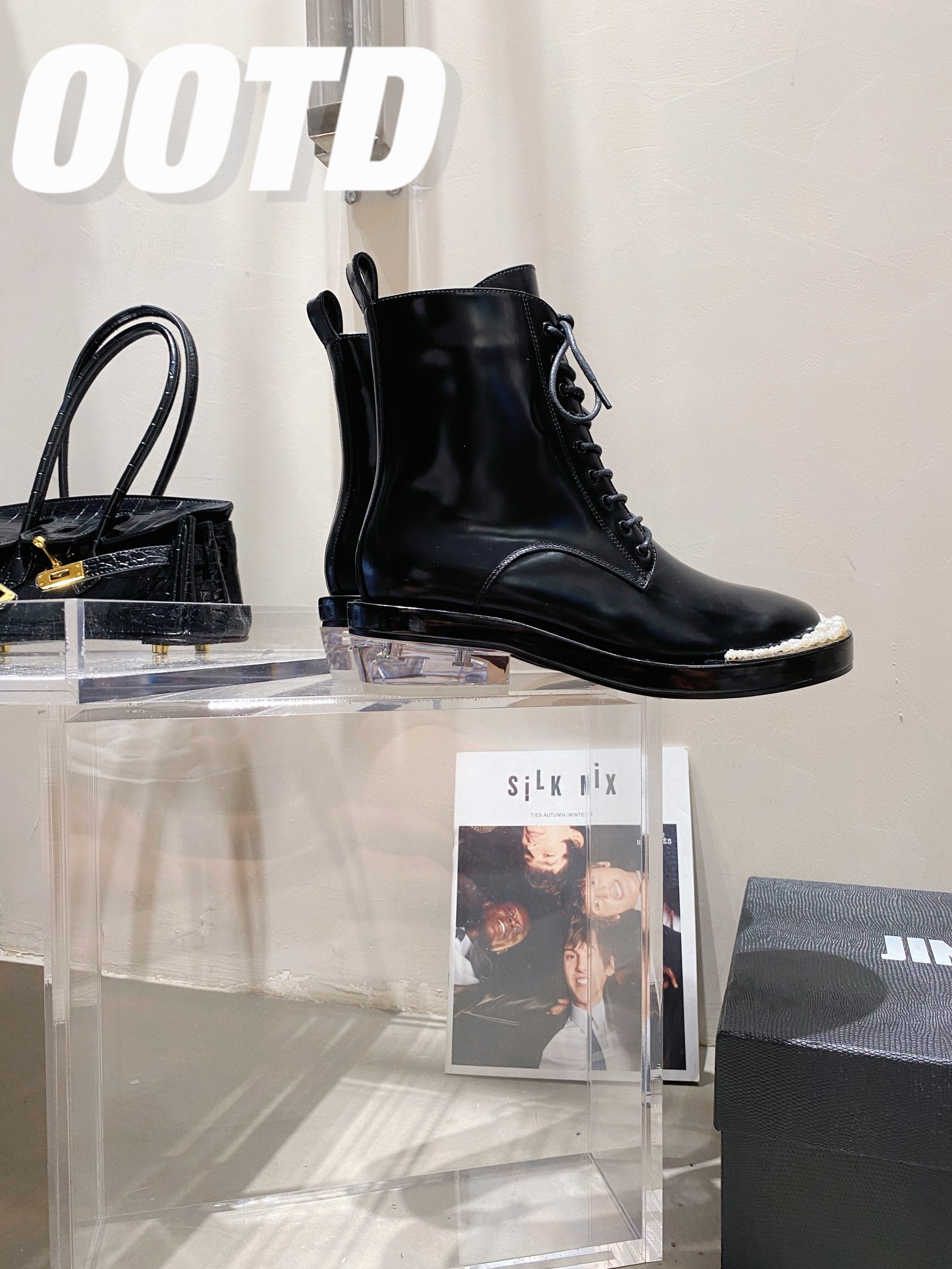 SR&HM | 𝟐𝟎𝟐𝟏/𝐒𝐒 𝐧𝐞𝐰 Sr&Hm niche designer brand 2021 fall/winter new biker boots