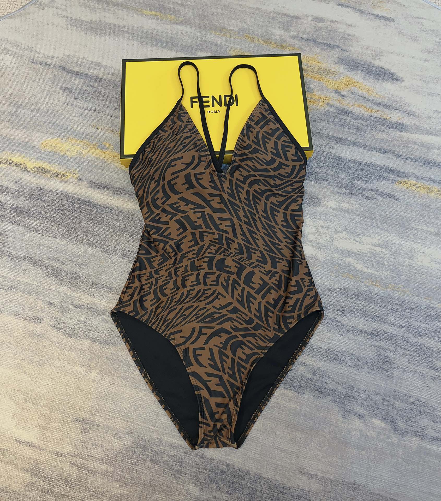 Fendi women's new one-piece bikini