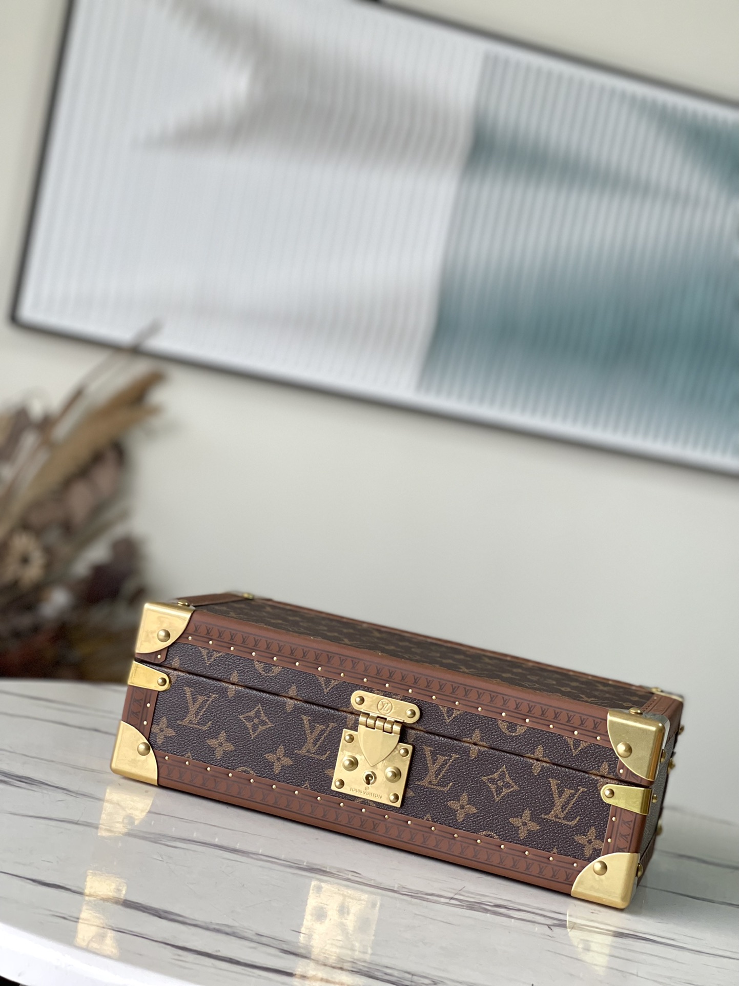 𝐋𝐎𝐔𝐈𝐒 𝐕𝐔𝐈𝐓𝐓𝐎𝐍   M47641