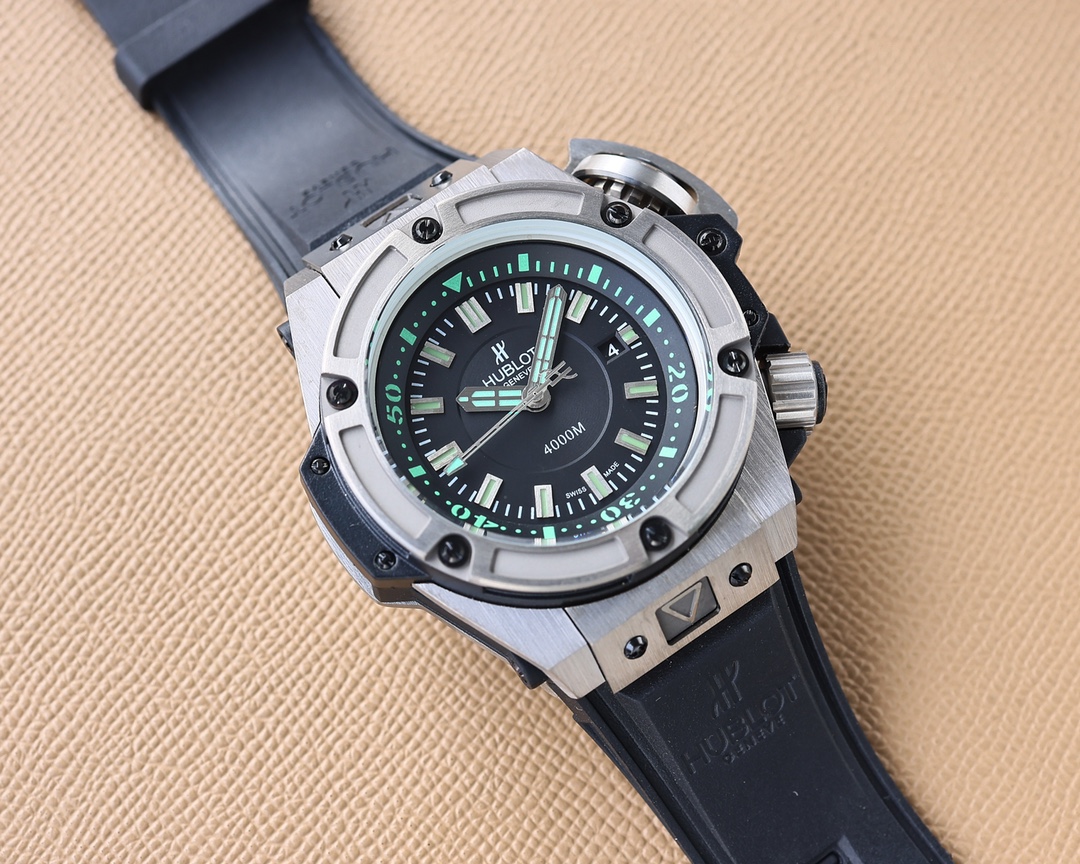 Hublot. King Power Diver 731.NX.1190.RX 【Titanium Case】