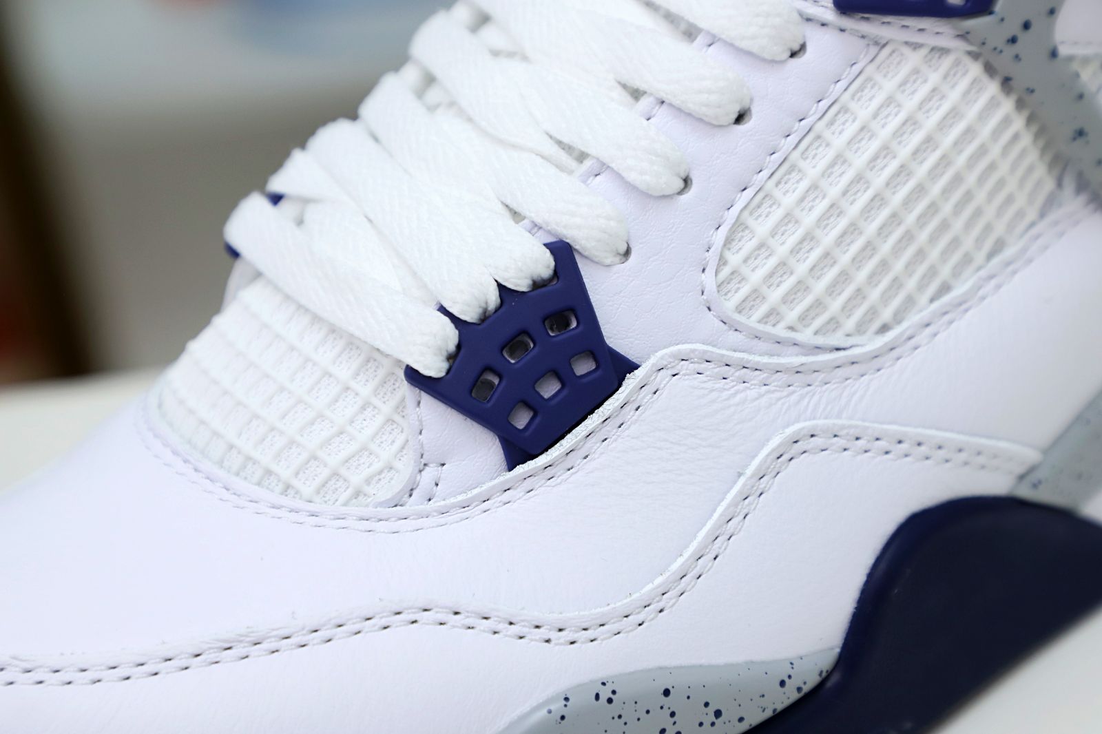 AIR JORDAN 4 RETRO MIDNIGHT NAVY DH6927-140