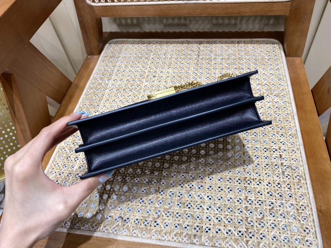 SAINT LAURENT ▪️𝑪𝒂𝒔𝒔𝒂𝒏𝒅𝒓𝒂 #532750 Original leather