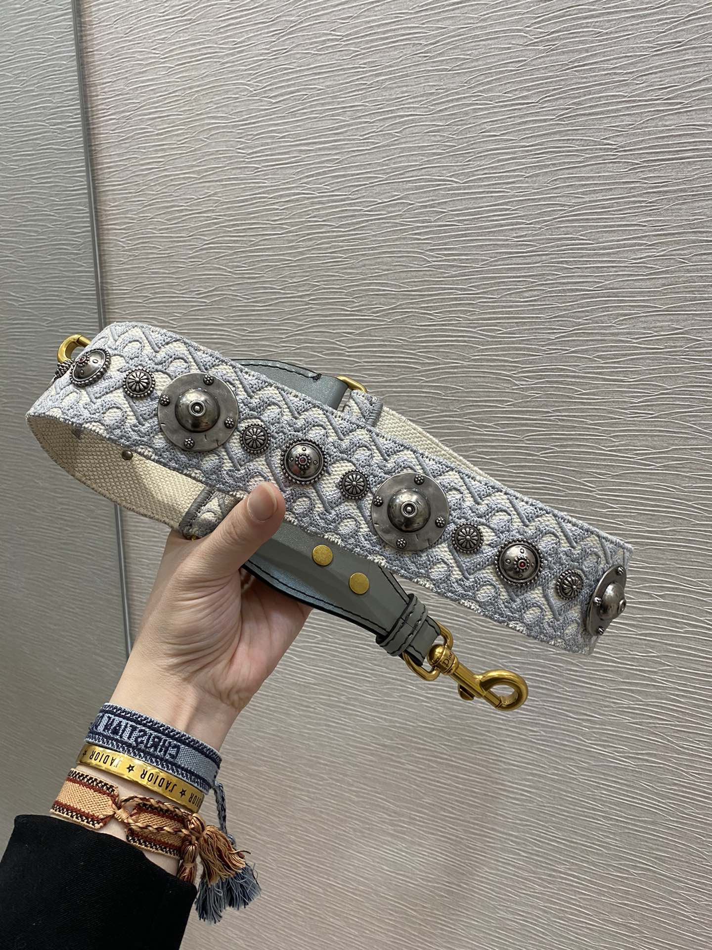 Dior classic heavy letter shoulder strap