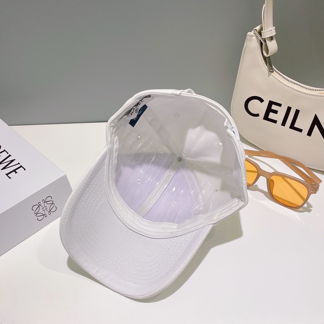 [CHANEL Chanel] new counter synchronization baseball cap
