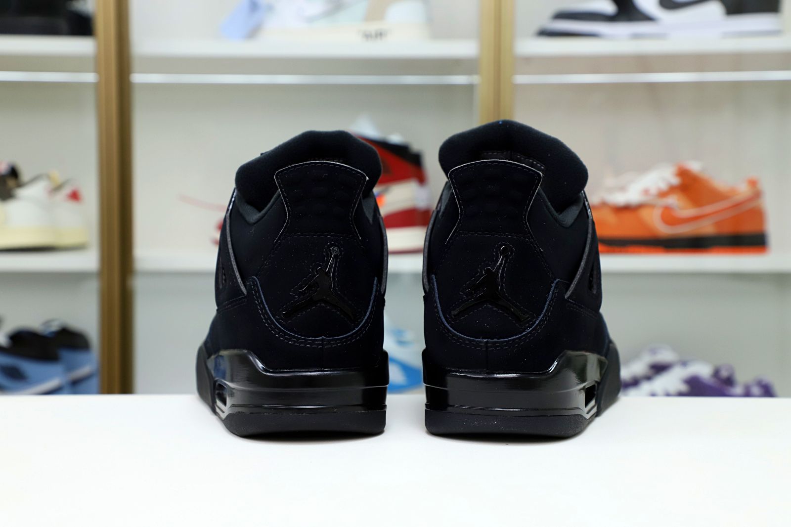 AIR JORDAN 4 RETRO BLACK CAT 2020