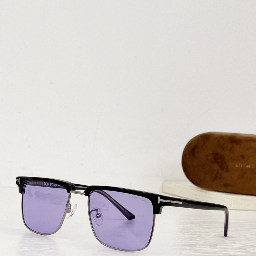 TOM FORD FT0997