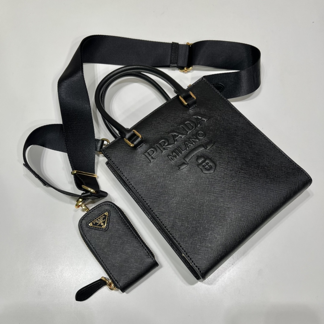 𝐏𝐑𝐀𝐃𝐀 Small size tote bag 1BA333