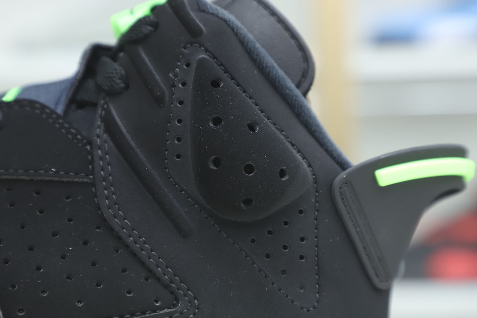 AIR JORDAN 6 RETRO ELECTRIC GREEN