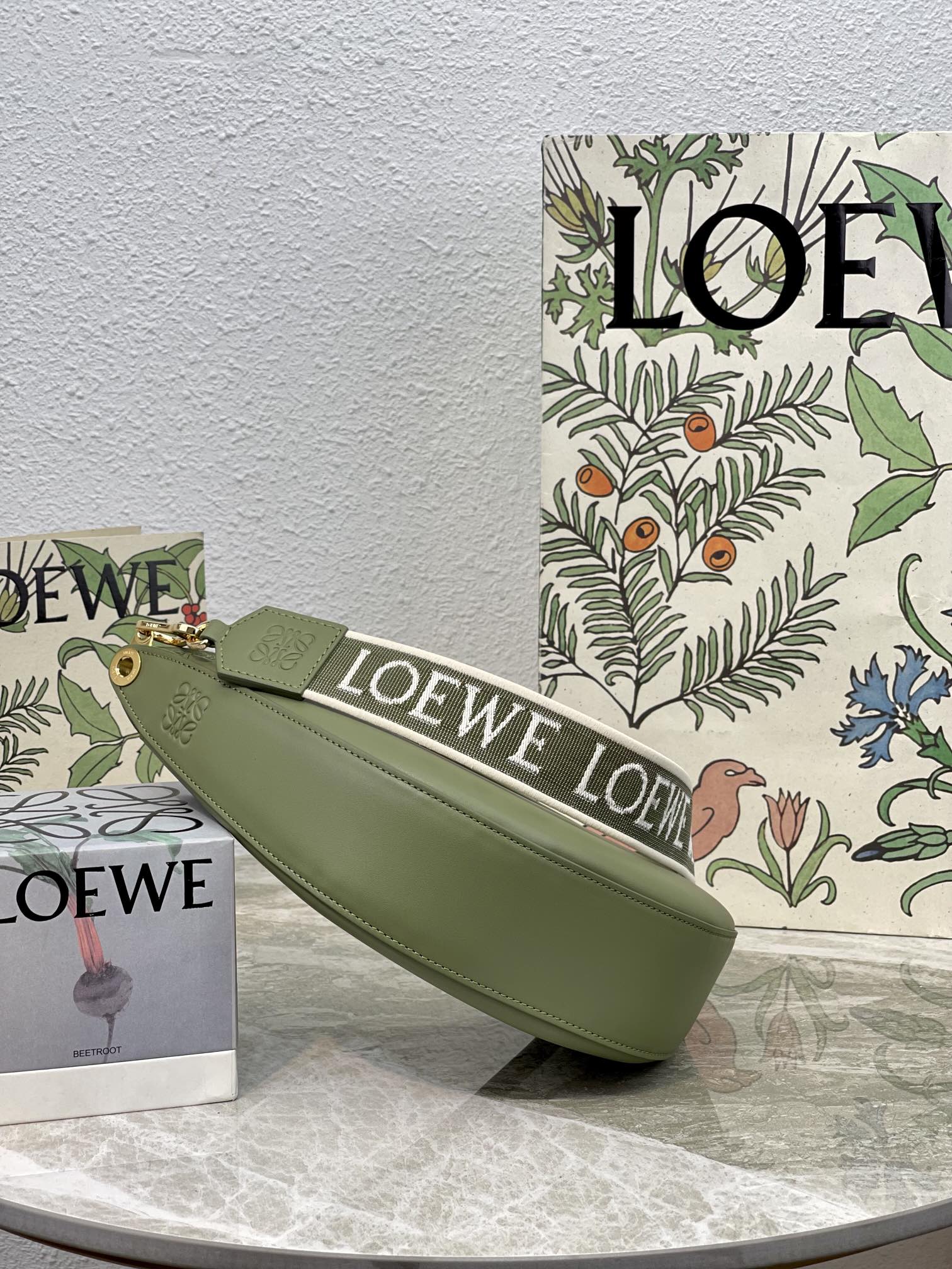 LOEWE Luna moon bag#1093
