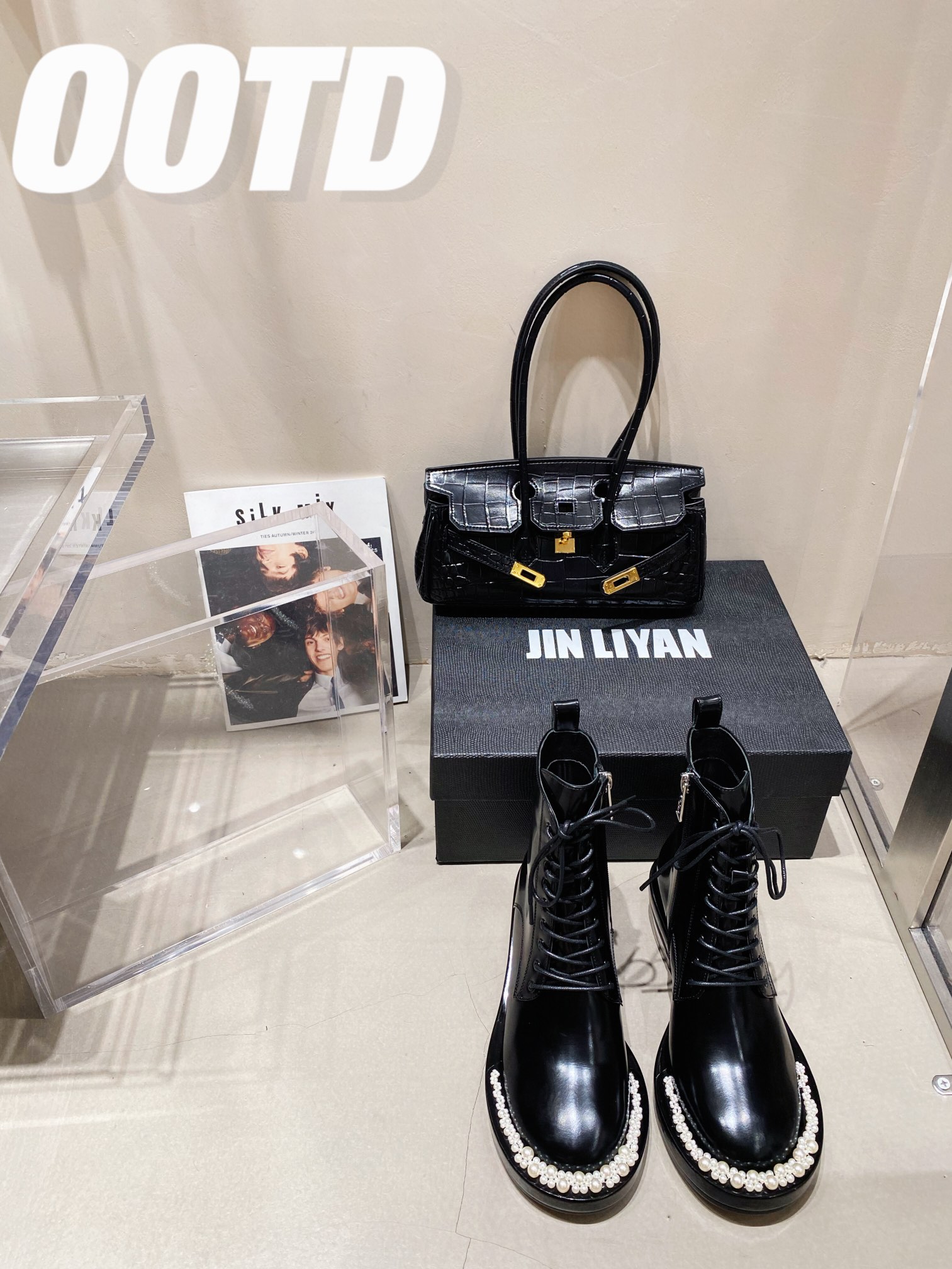 SR&HM | 𝟐𝟎𝟐𝟏/𝐒𝐒 𝐧𝐞𝐰 Sr&Hm niche designer brand 2021 fall/winter new biker boots