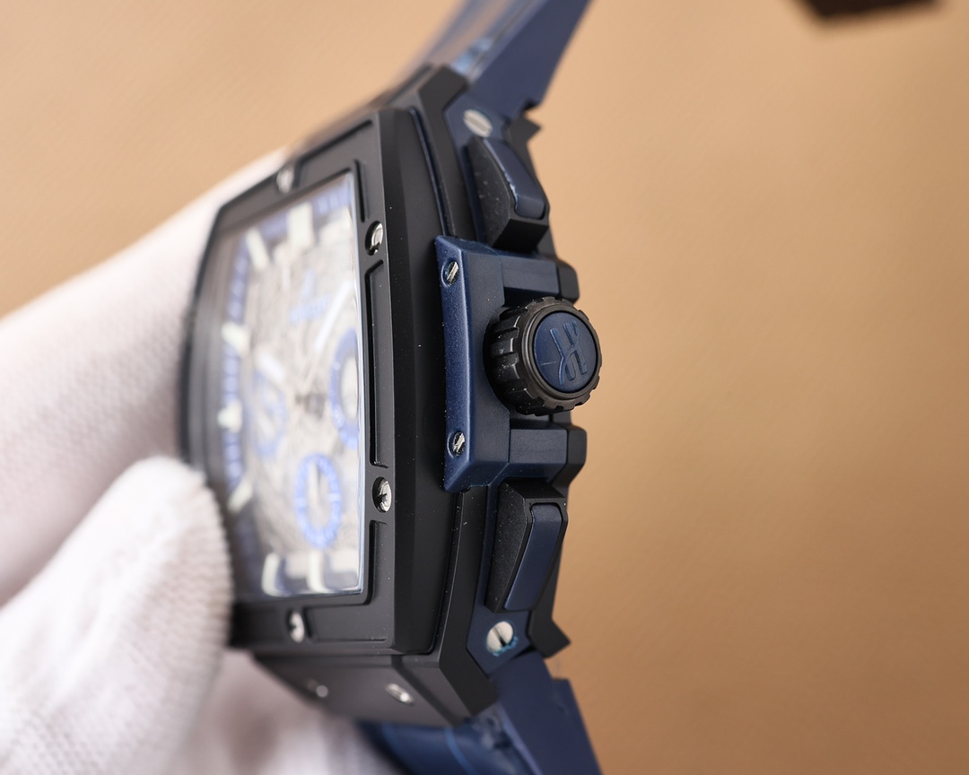 Hublot. Big Bang Chronograph SPIRIT OF BIG BANG Series Watch