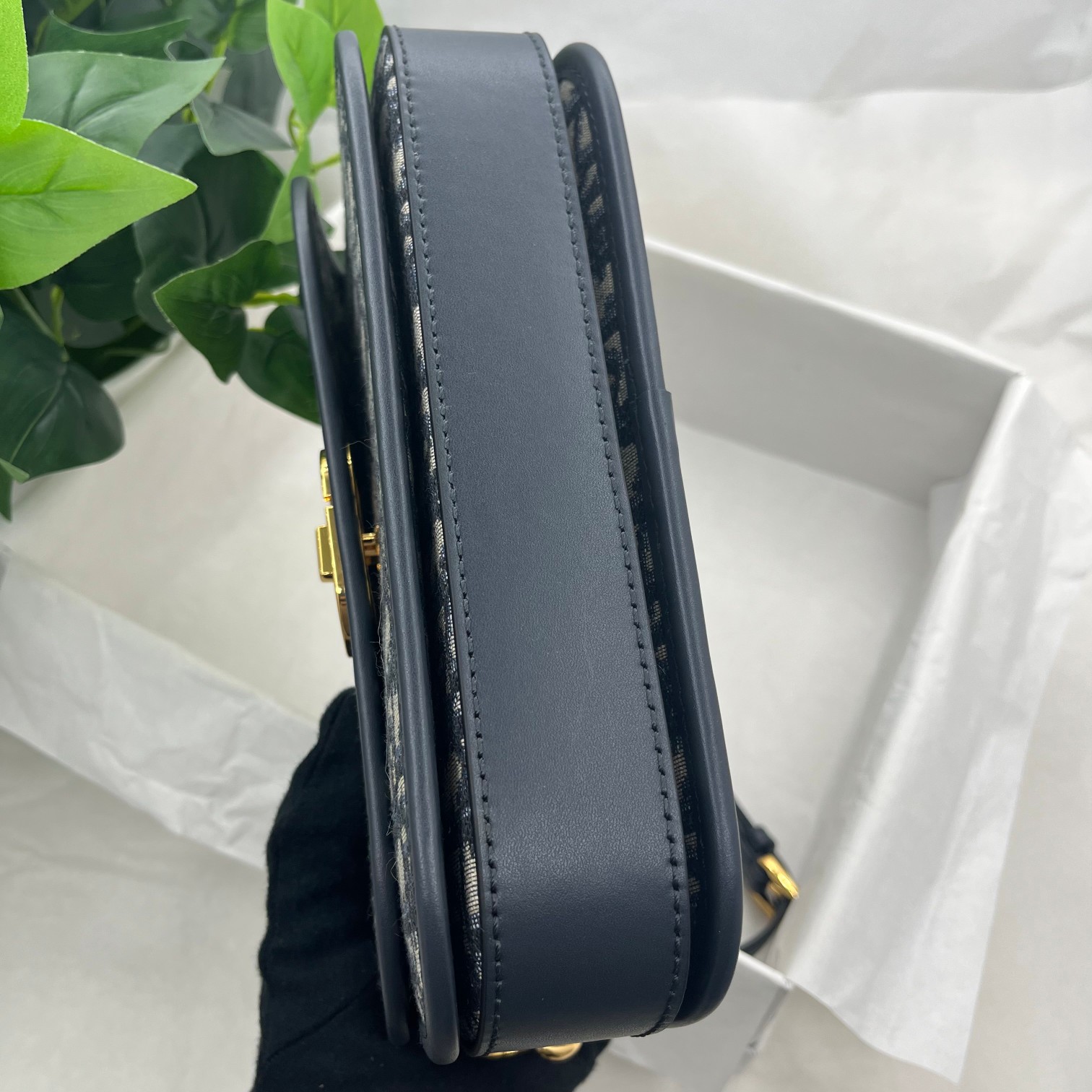 Dior Montaigne avenue M9260 old flower blue