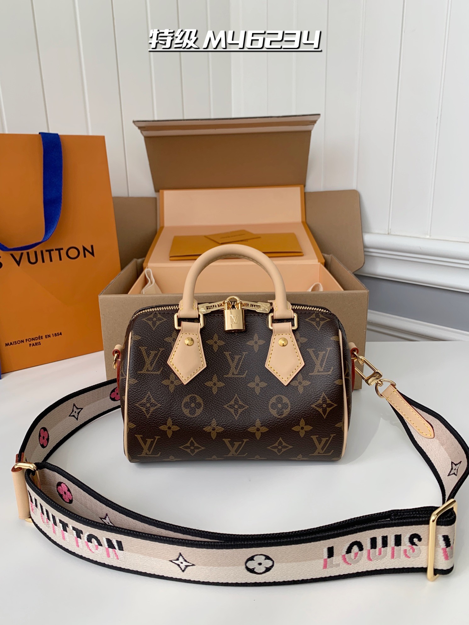 LOUIS VUITTON Speedy Bandoulière 20 Boston Bag M46234 SIZE：20*13*12cm