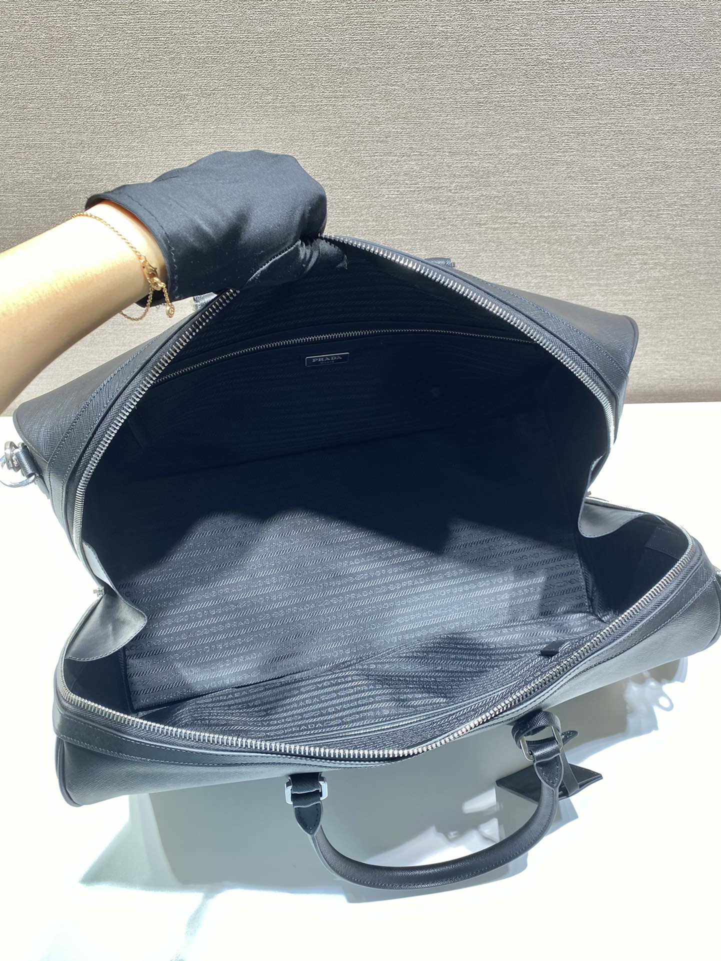 𝐏𝐑𝐀𝐃𝐀 New travel bag 2VC018