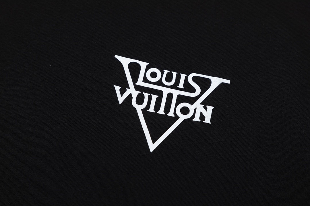 Louis Vuitton 23SS lettered gold classic T-shirt