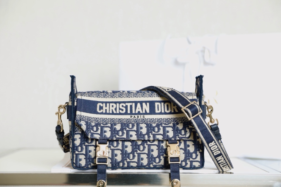 DIOR CAMP small messenger bag
