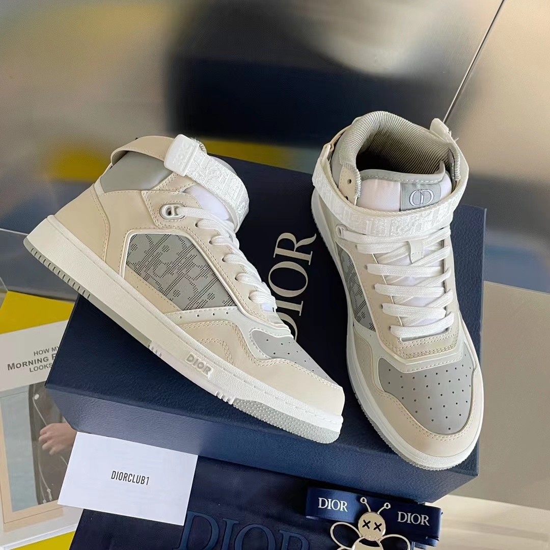 DIOR HIGH LEVEL B27 Sneaker