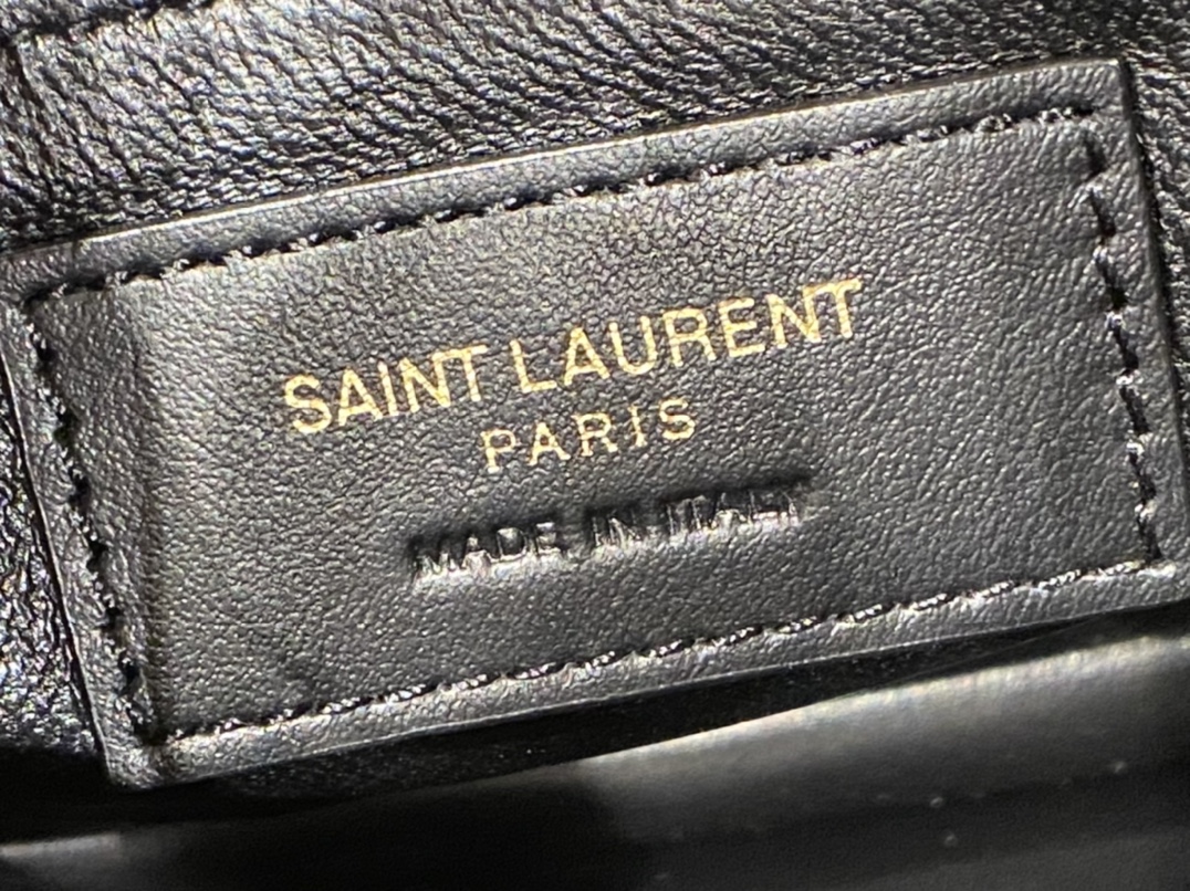 SAINT LAURENT【𝗚𝗔𝗕𝗬】  #668863