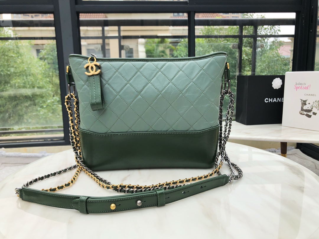 𝗖𝗵𝗮𝗻𝗲𝗹 𝗚𝗮𝗯𝗿𝗶𝗲𝗹𝗲❥ classic stray bag Italy 🇮🇹 