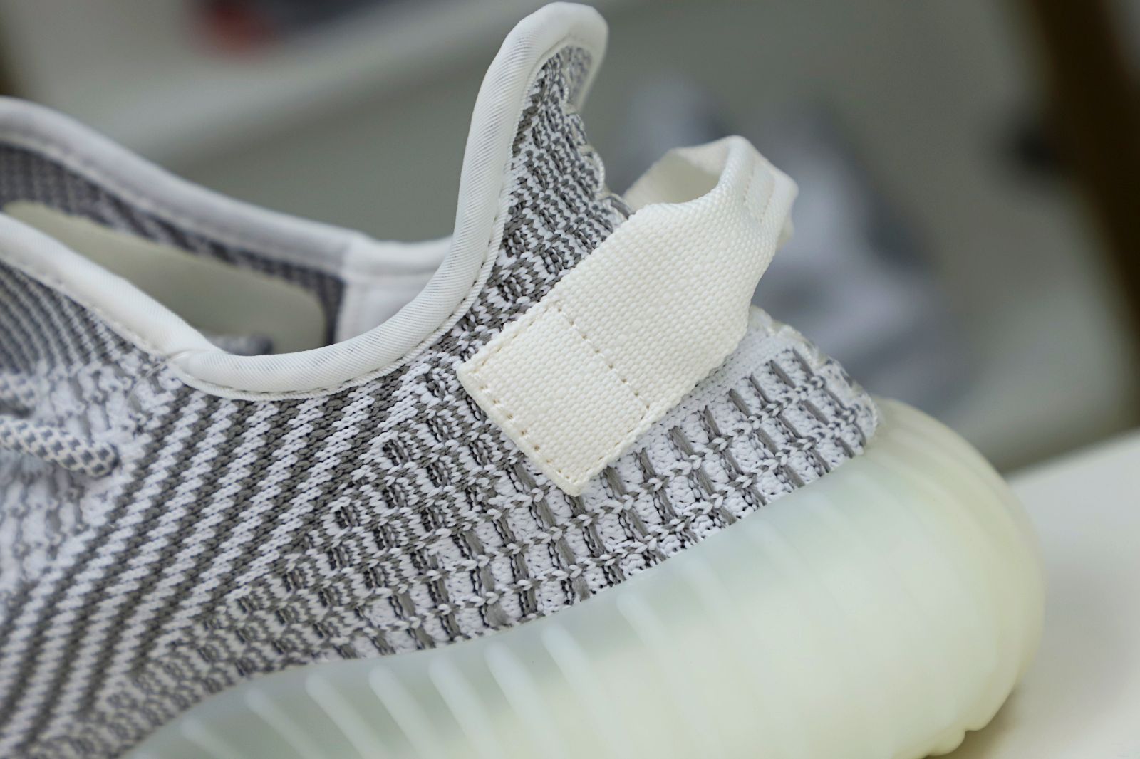 YEEZY BOOST 350 V2 STATIC NON-