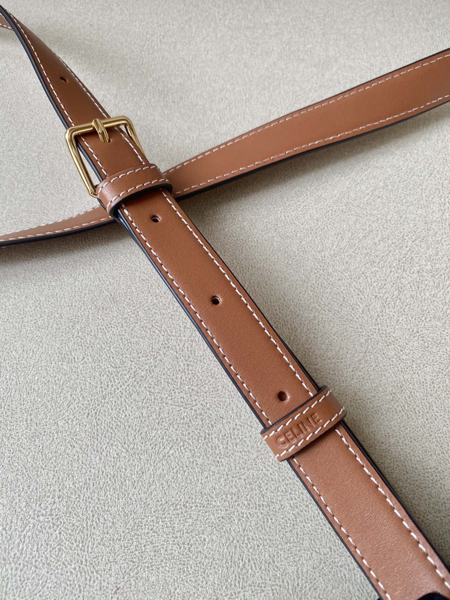 𝐂𝐞𝐥𝐢𝐧𝐞 Triomphe Medium 22.5cm