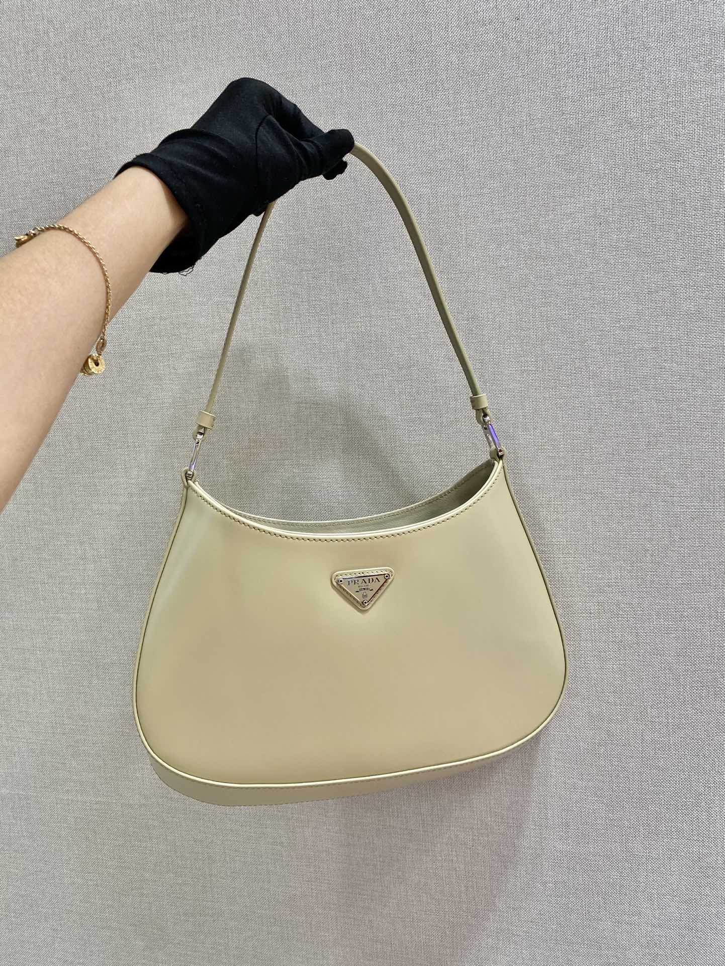 𝐏𝐑𝐀𝐃𝐀 New Underarm Bag 1BC499