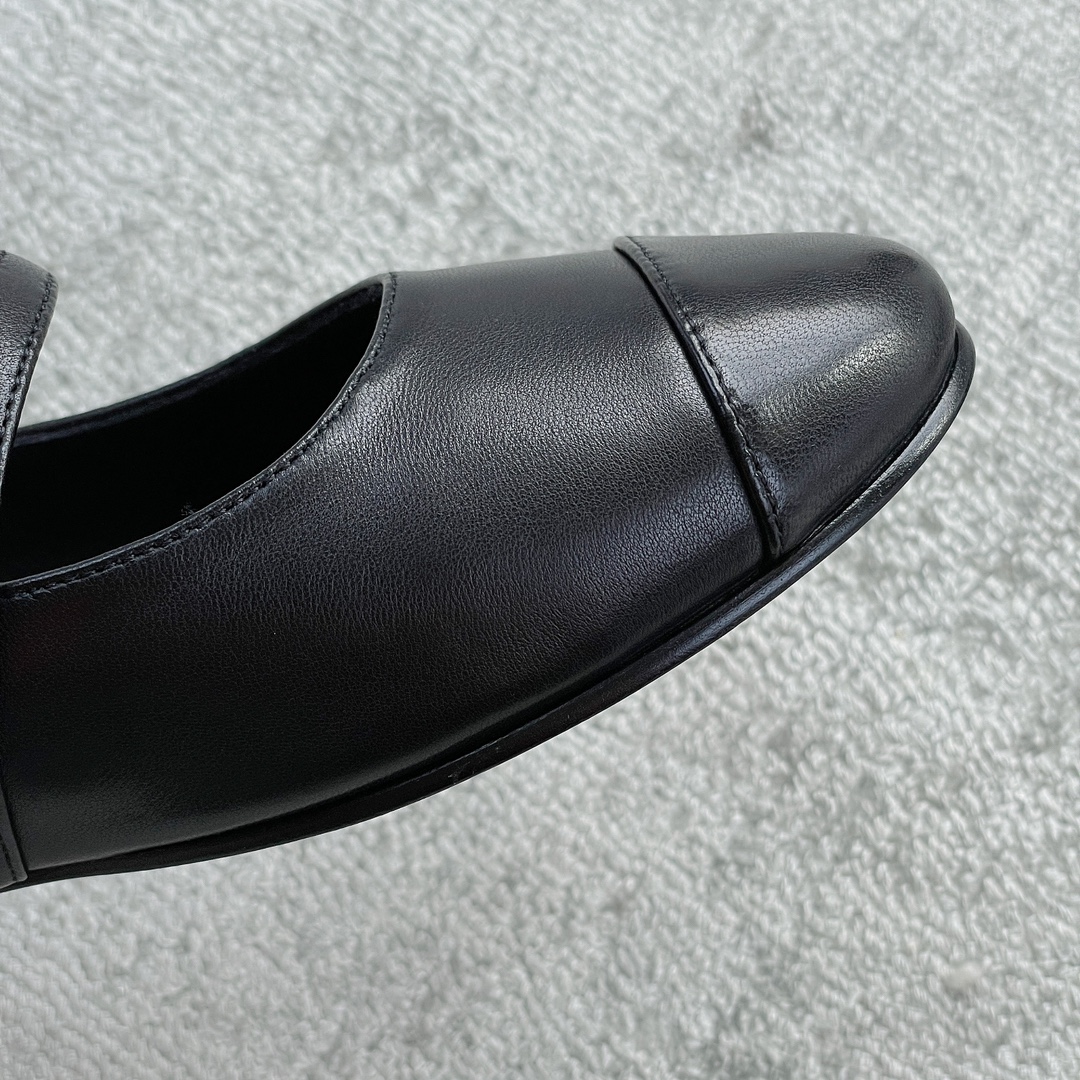 CHANEL single strap Mary Jane uppers imported mixed sheepskin grain sheepskin leather leather outsole