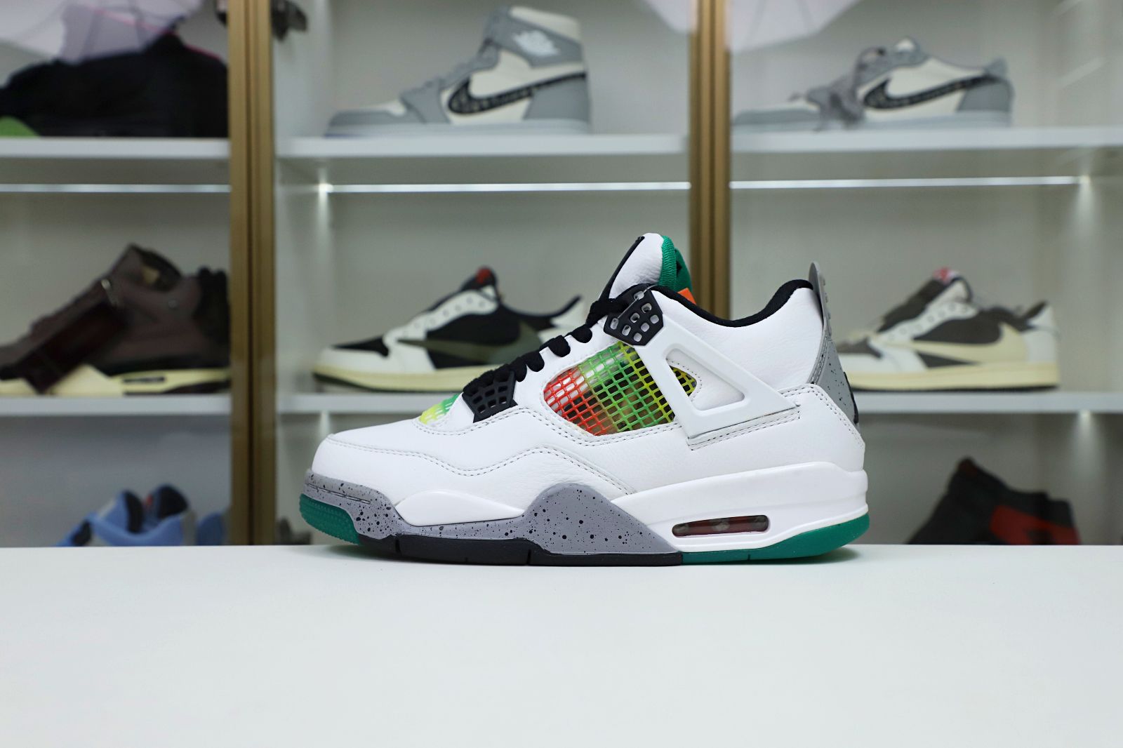 WMNS AIR JORDAN 4 RETRO RAST