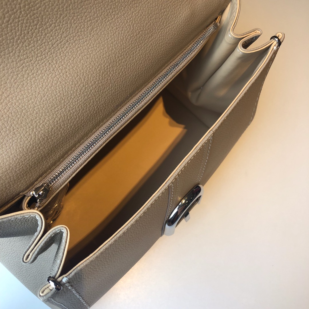 DELVAUX      🇧🇪brillant togo