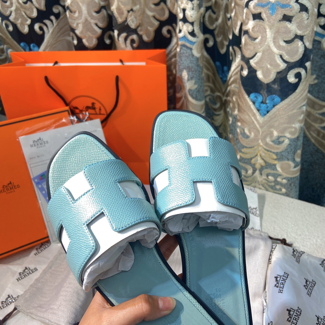 Hermes slippers