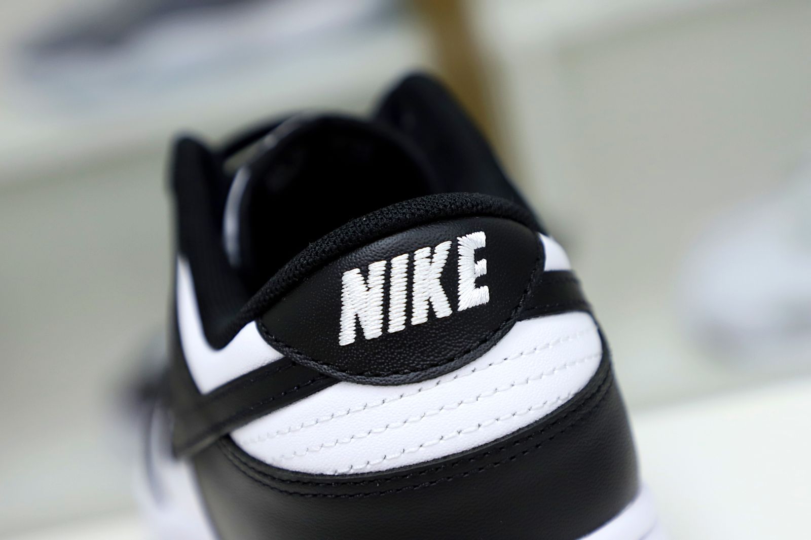 DUNK LOW PANDA BLACK WHITE