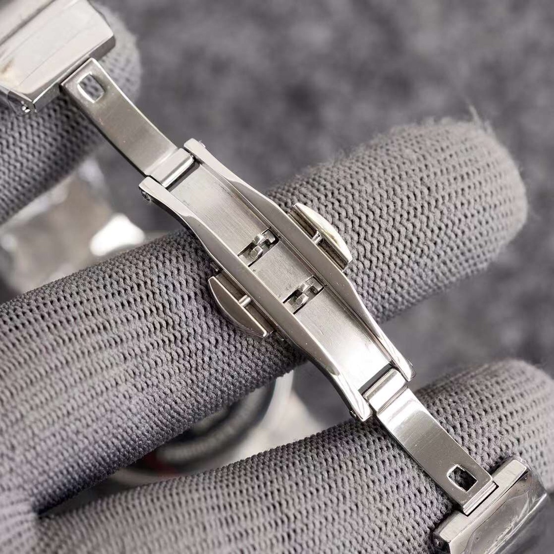 Bulgari LVCEA series women's watch