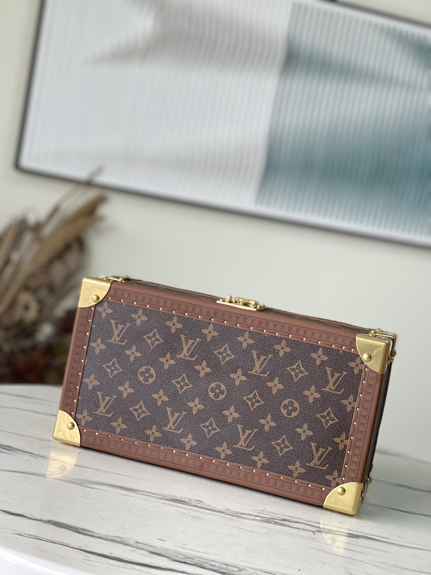 𝐋𝐎𝐔𝐈𝐒 𝐕𝐔𝐈𝐓𝐓𝐎𝐍   M47641