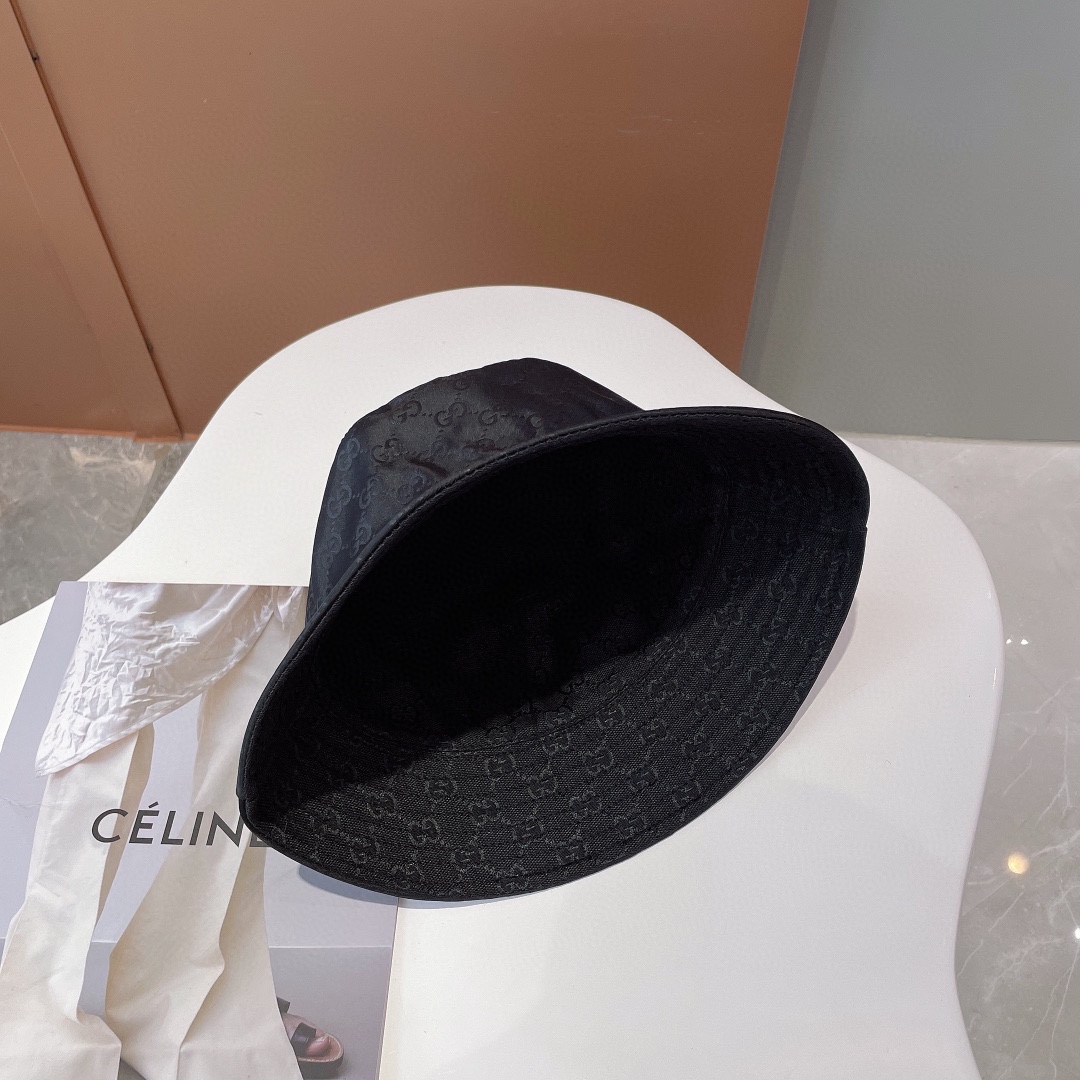 GUCCI new counter synchronous double-sided wear fisherman hat