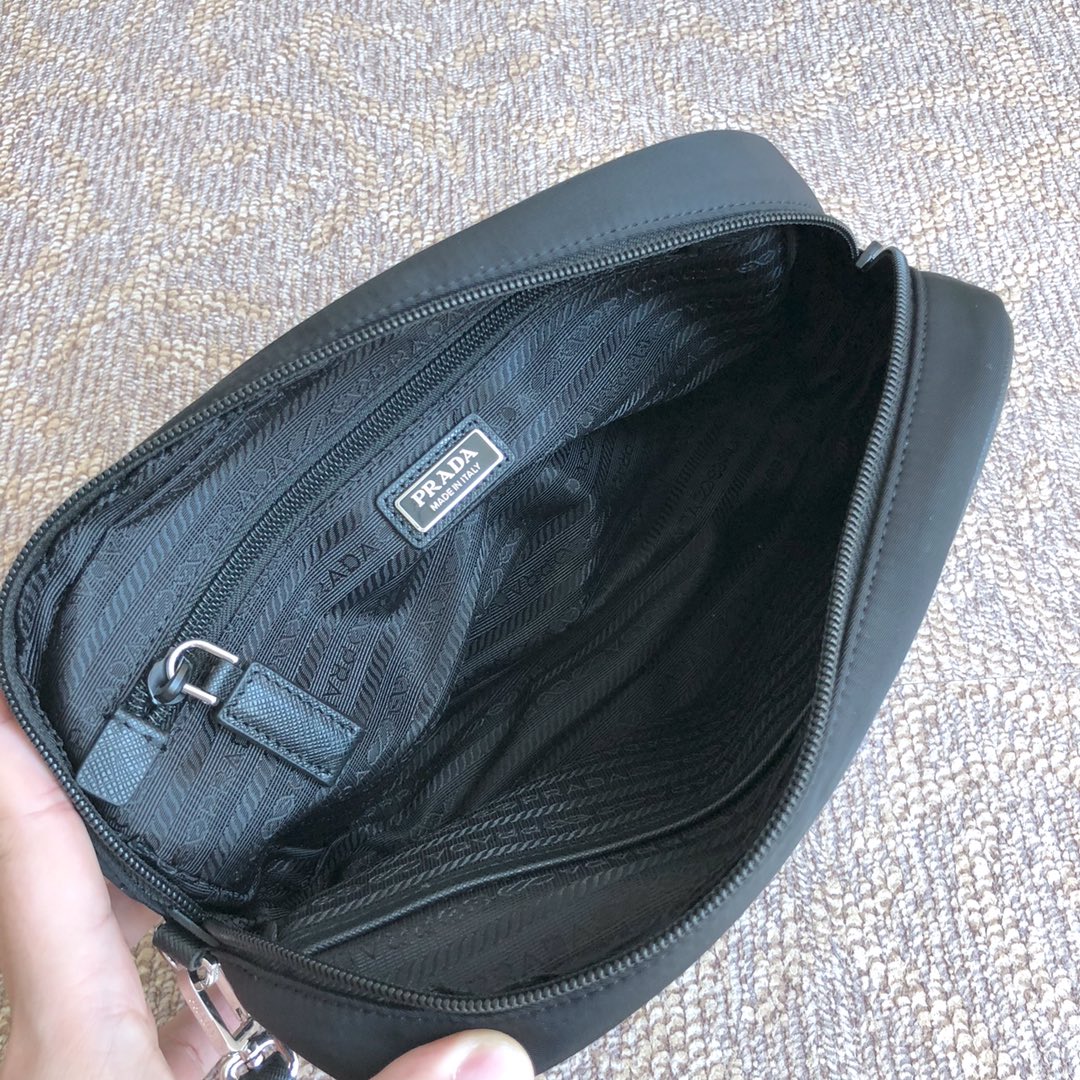 𝐏𝐑𝐀𝐃𝐀 2NE007 Triangle