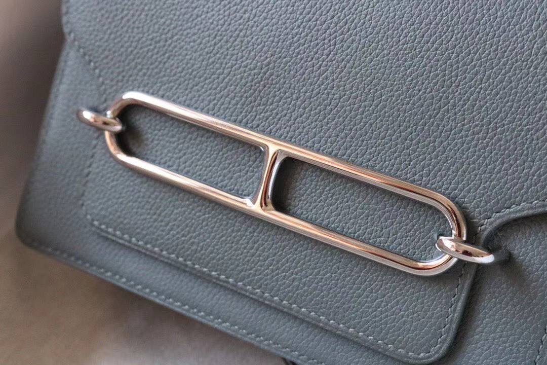 Roulis 19cm Evercolor Leather 63 Almond Green Silver Buckle