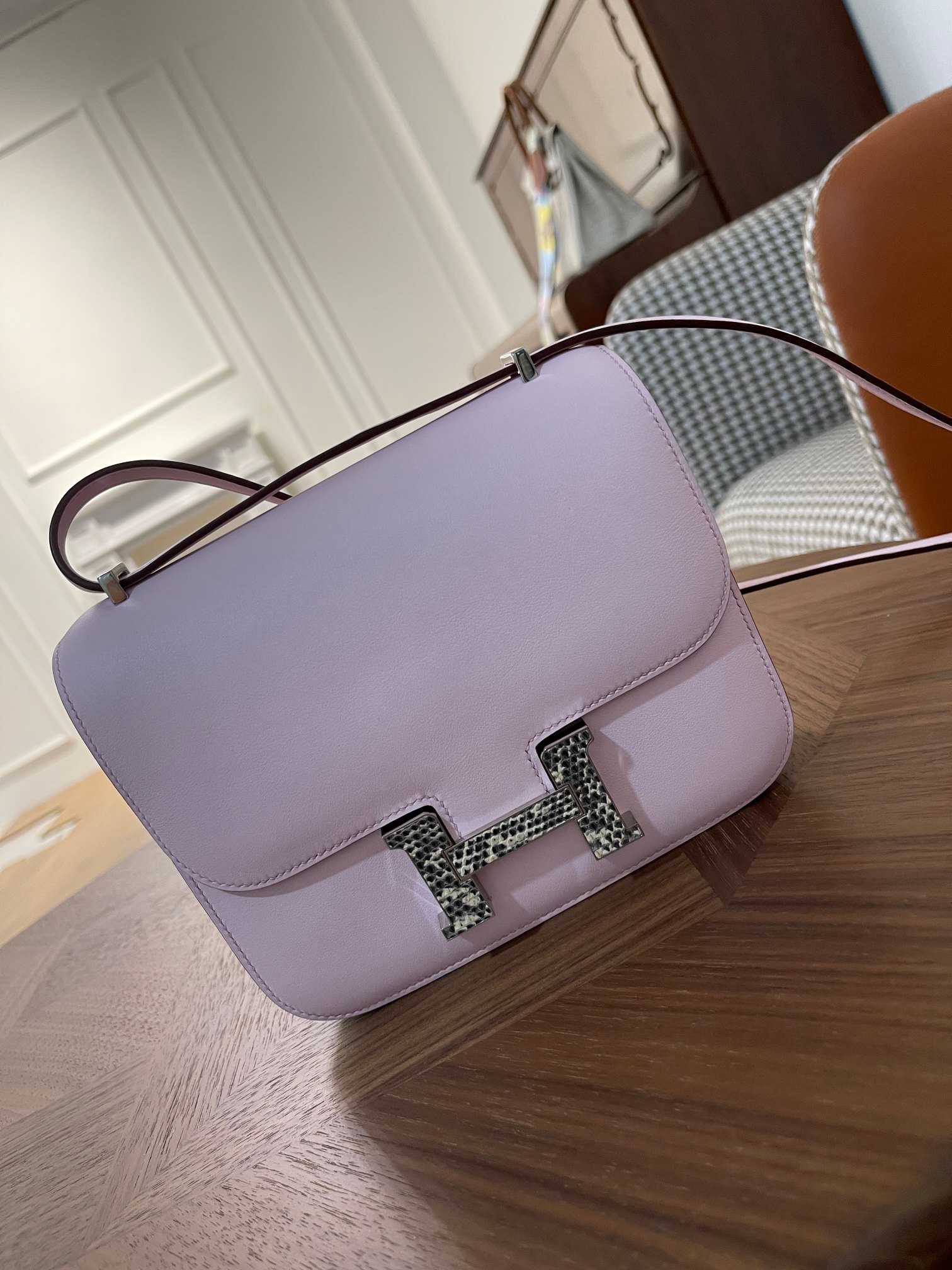 Kangkang 19 3Q powder swift leather lizard buckle